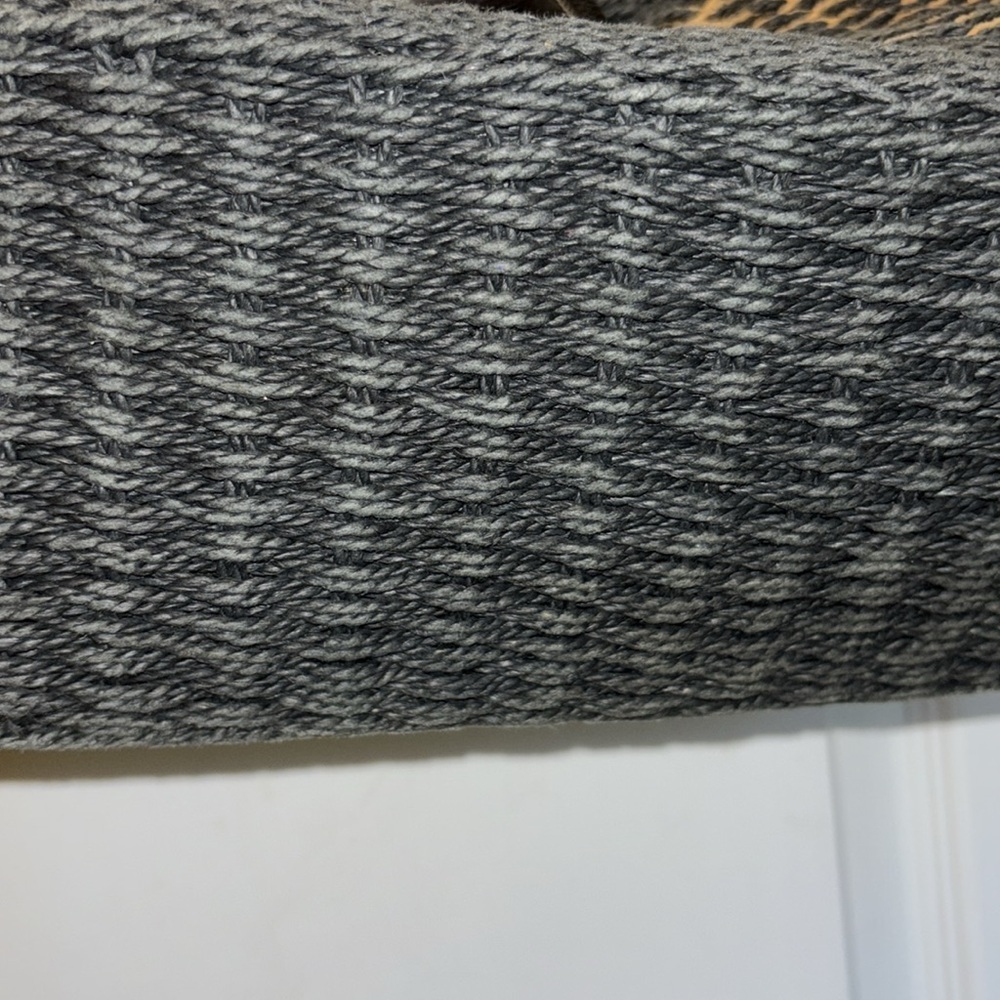 BRIGHTON “SAVANNAH” BLACK AND CREAM WOVEN SHOULDER BAG JUTE/STRAW MATERIAL - Picture 7 of 15